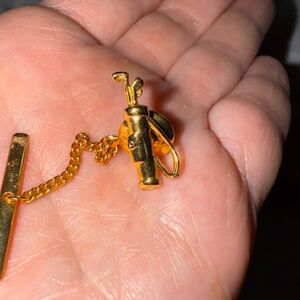 Gold Minimalist tie pin golf bag